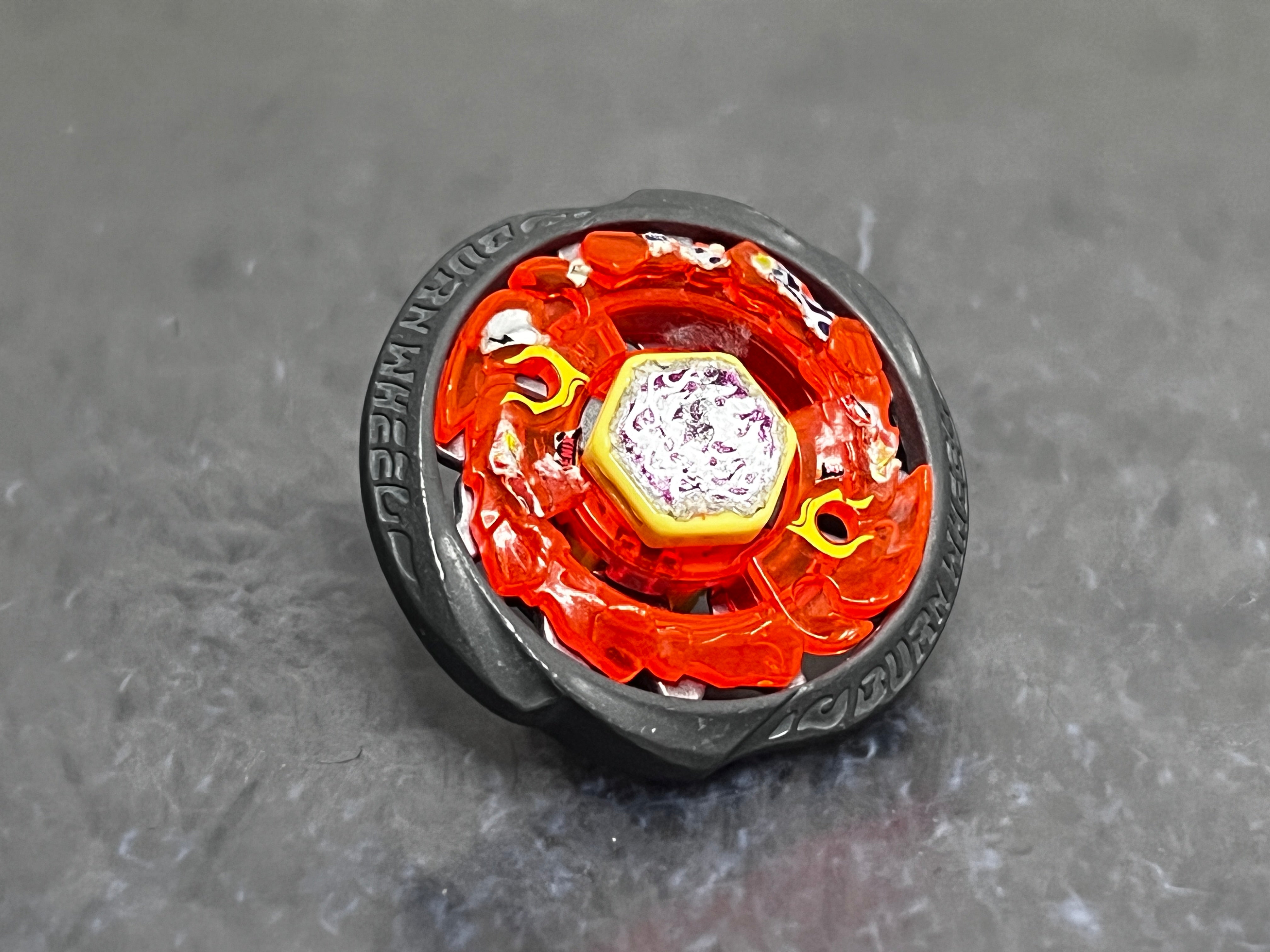 Beyblade Burn Phoenix/Fireblaze 135MS (original & used) – yangbeyblade